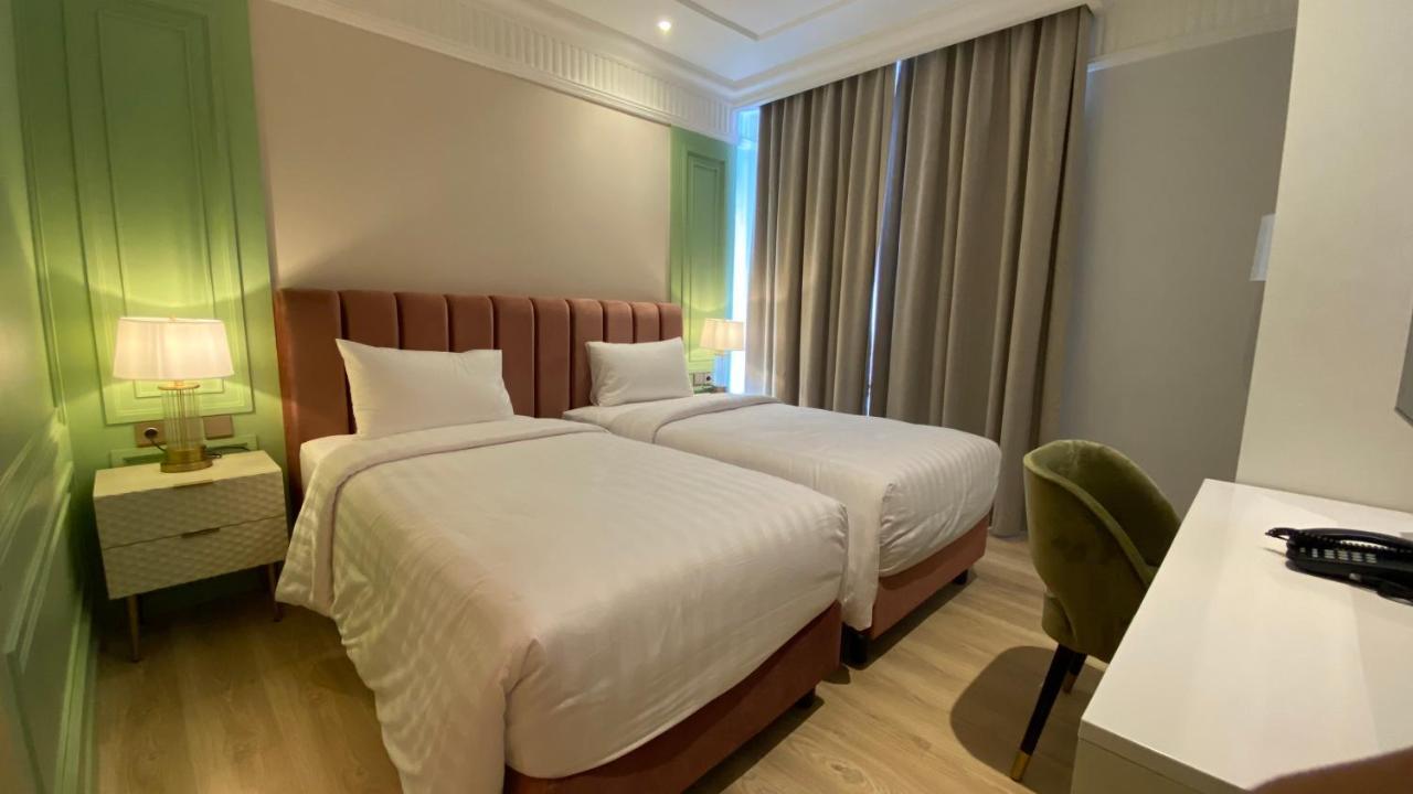 Maia Hotel Jakarta Ngoại thất bức ảnh
