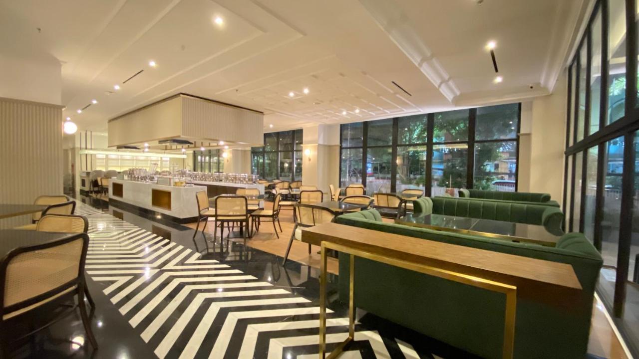 Maia Hotel Jakarta Ngoại thất bức ảnh